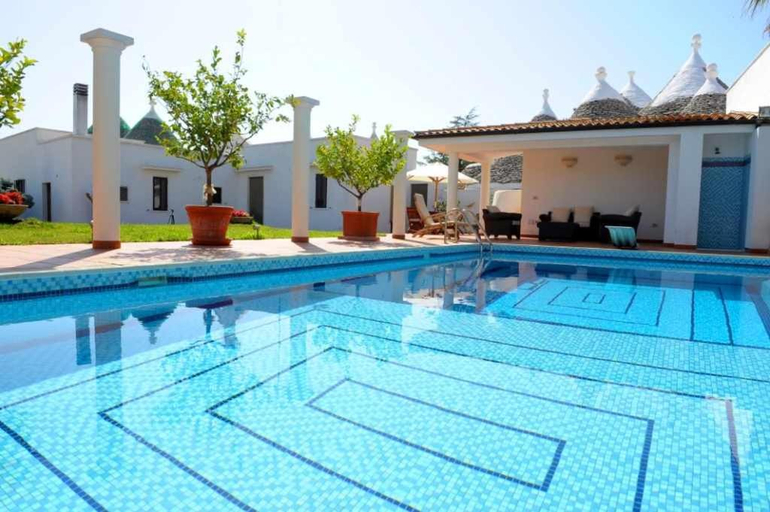 Others 4, Holiday Home in Itria Valley with Pool, Brindisi