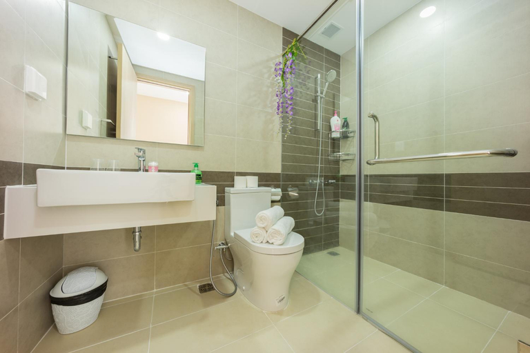 Bathroom 4, June Home RiverGate, District 4