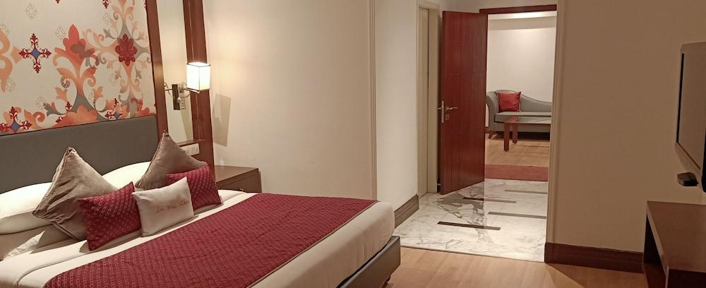 Others 4, Otium by the Oterra, Bengaluru, Bangalore