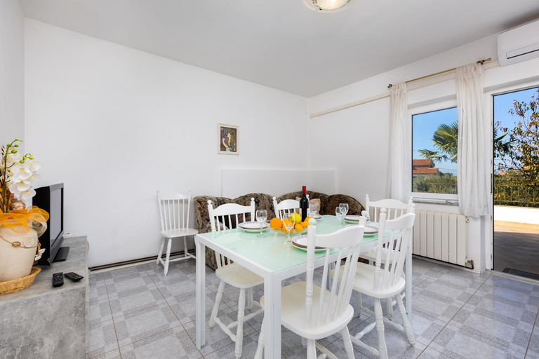 Others 5, Apartments Meri, Malinska-Dubašnica