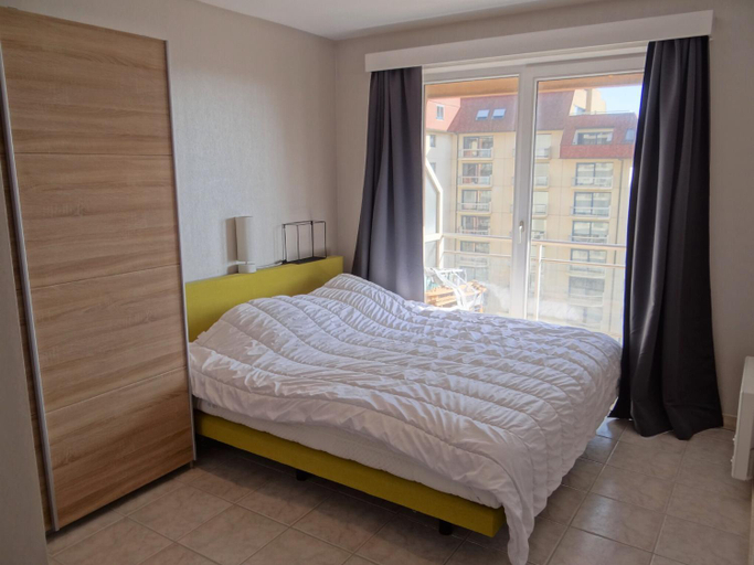 Bedroom 2, Sea View Family Apartment, West-Vlaanderen