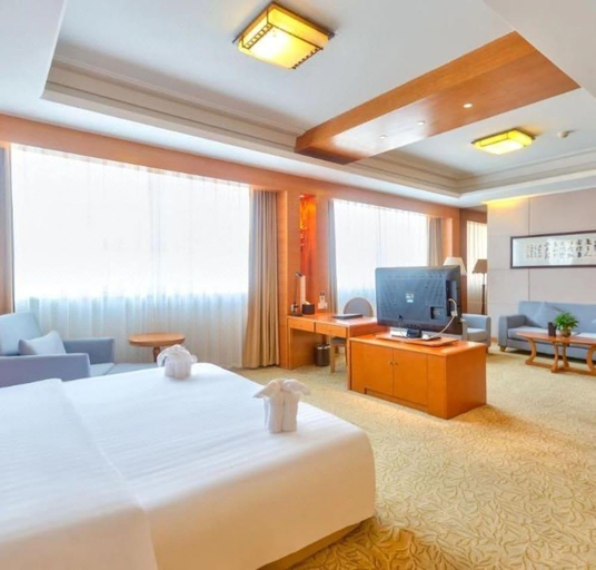 Others 5, Bolt Hotel, Dalian
