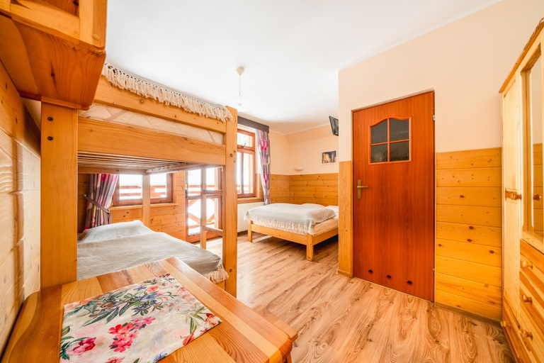 Bedroom 4, Schronisko PTTK Orlica, Nowy Targ