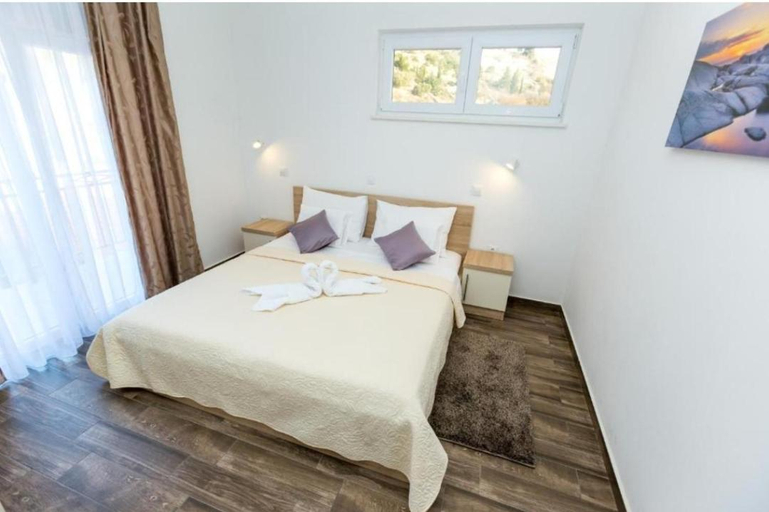 Bedroom 2, Apartments & Rooms Jure, Starigrad