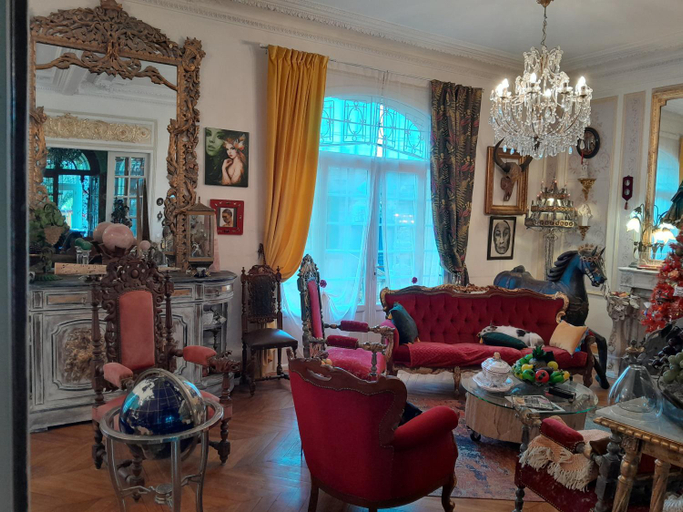 Others 4, Le Madrigal, Sarthe
