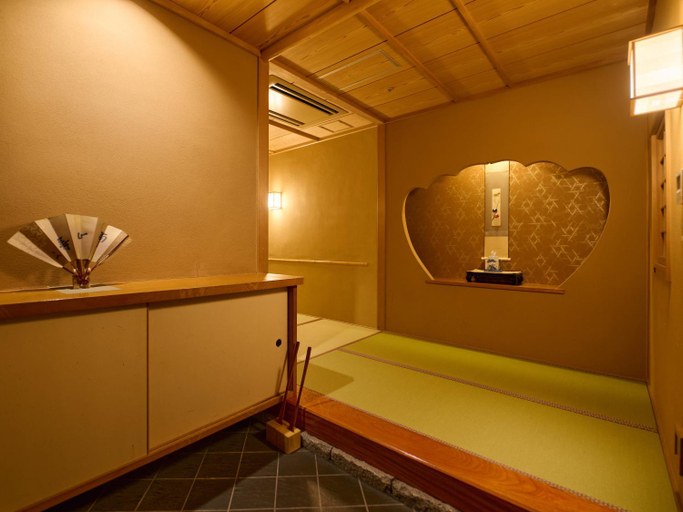 Bathroom 4, Chikuba Shinyotei Ryokan, Hakodate