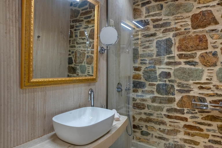 Bathroom 4, The Nestorian Syros, South Aegean
