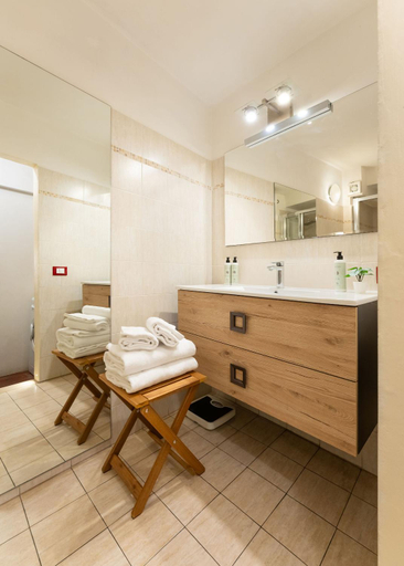 Bathroom 3, COSTA SAN GIORGIO 65, Florence