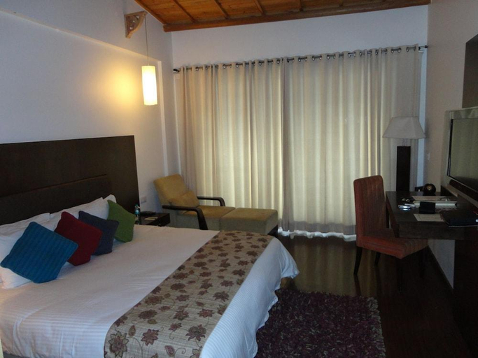 Bedroom 3, Club Mahindra Kanatal, Tehri Garhwal