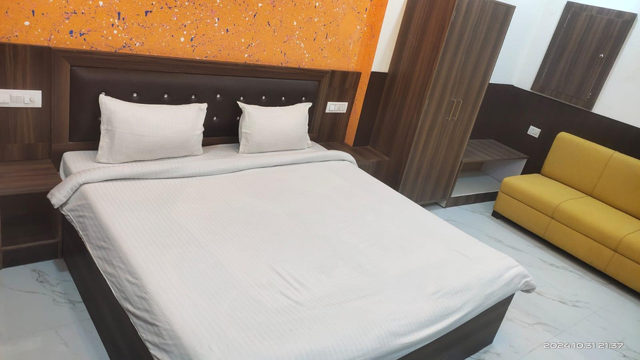 Bedroom 3, Big Brother Hostel Agra, Agra