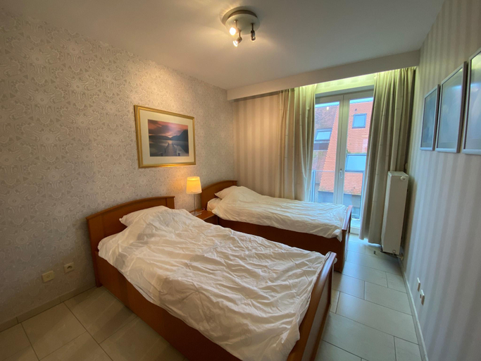 Bedroom 3, Apartment in Nieuwpoort With Sea Views, West-Vlaanderen
