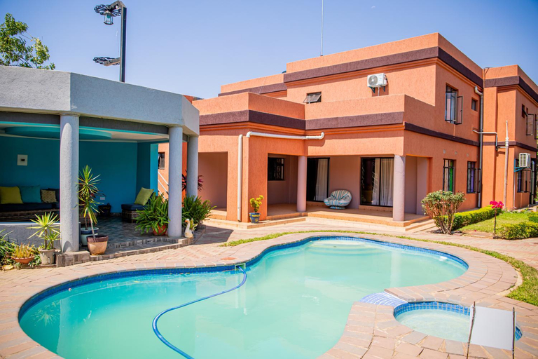 Sport & Beauty, The Albatross, Gaborone