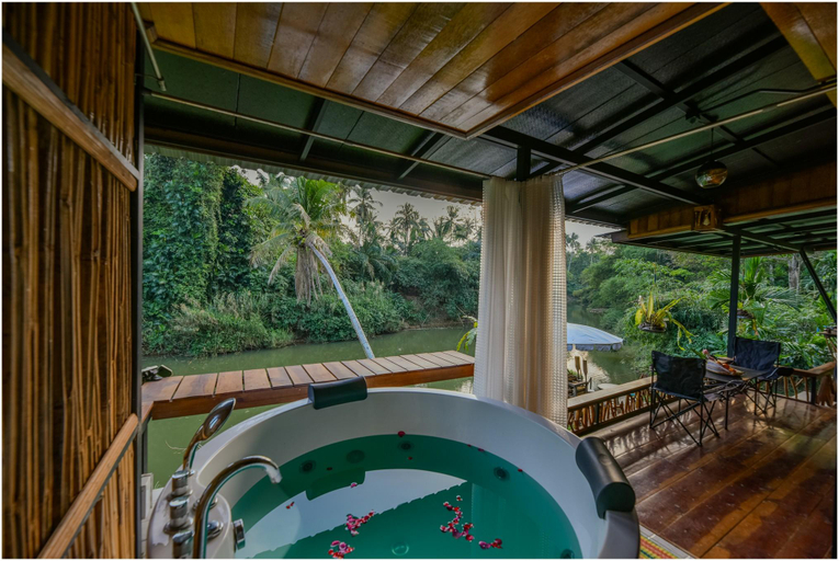 Others 3, Tamsabai Resort, Muang Chumphon