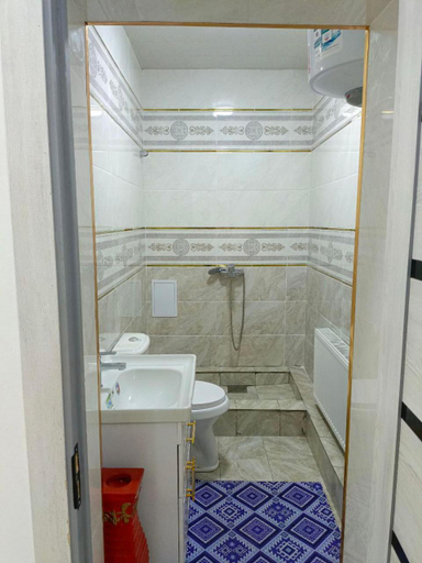 Bathroom 3, Olimxon Guest House, Buxoro
