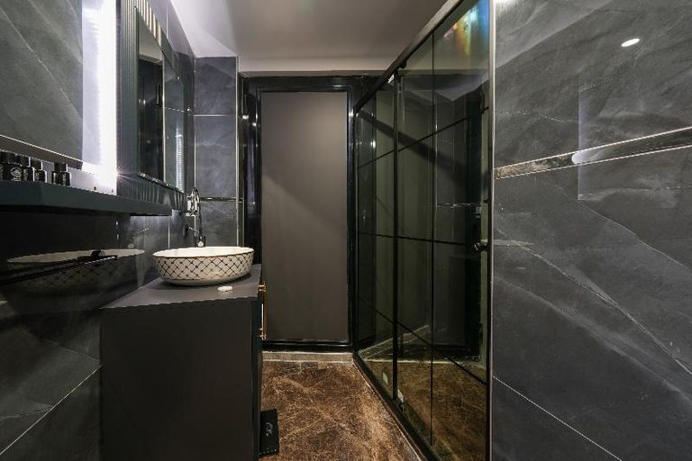 Bathroom 5, Ataşehir Kuruçeşme Palace, Atasehir