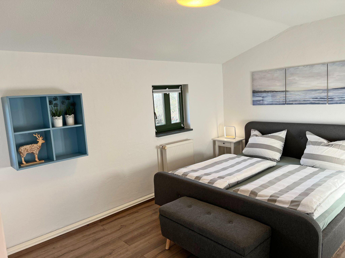 Bedroom 2, Wohnung in Dargun mit Pool und Streichelzoo, Mecklenburgische Seenplatte