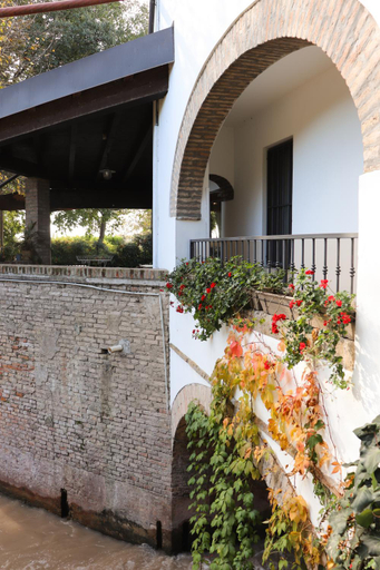 Food & Drinks 4, Locanda sul fiume, Mantua