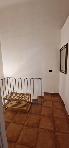 Others 3, Residenza Allegra, Genova