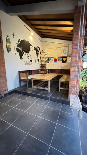 Others 2, Blij Ei - Land Hostel, Jepara