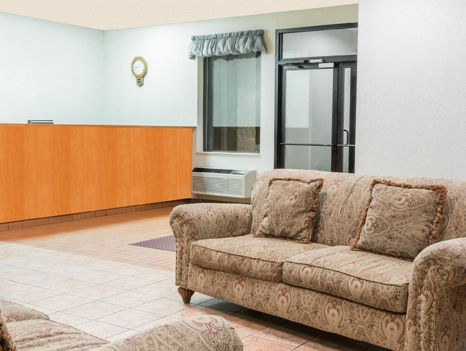 Public Area 2, Days Inn by Wyndham Donegal, Westmoreland