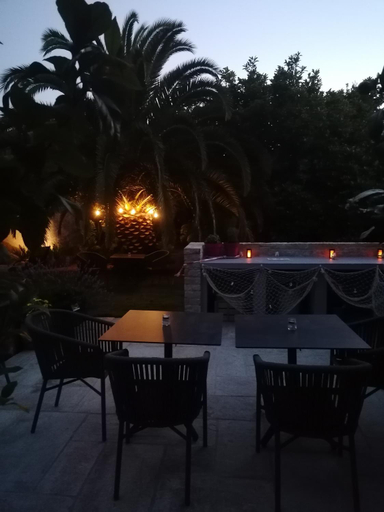 Food & Drinks 3, Villa des Fleurs d'Ajoncs, Finistère