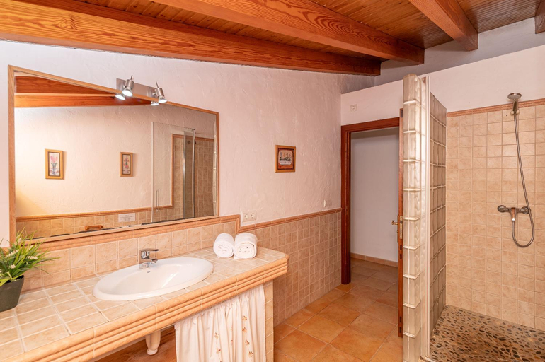 Shower 1, Villa Cal Beato by Sealand Villas, Baleares