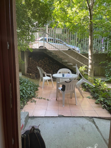 Facilities 5, Liliom a Strandnal, Balatonfüred