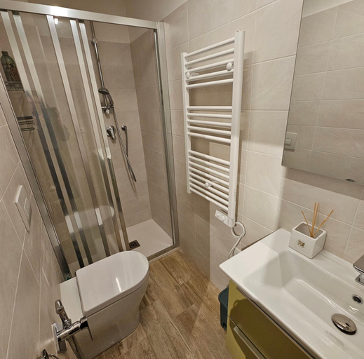 Bathroom 3, Borgo San Pietro Assisi, Perugia