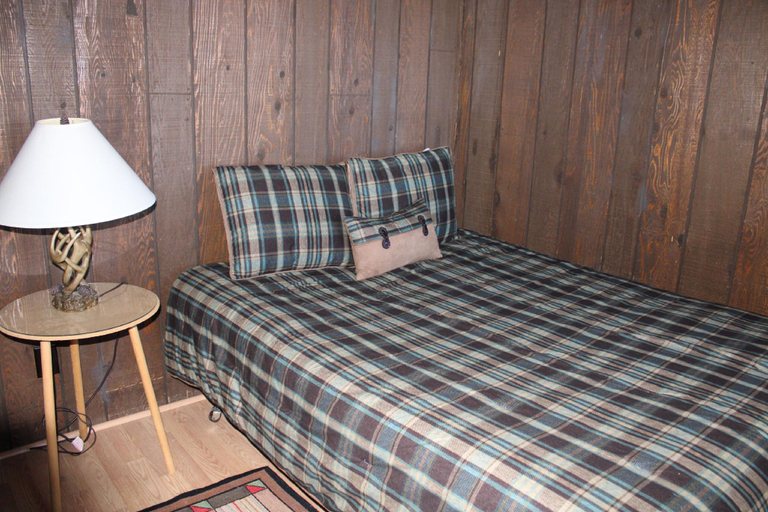 Bedroom 5, Edelweiss Resort and Restaurant, Apache