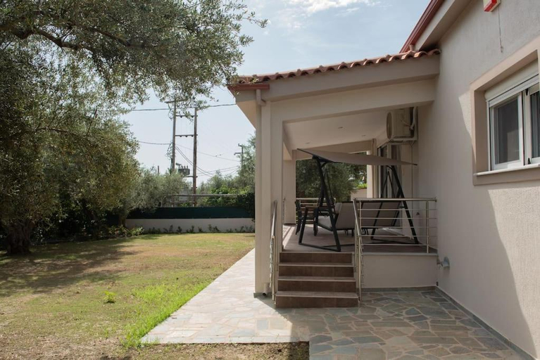 Others 5, Serenity Guesthouse, West Greece