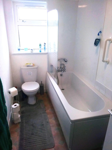 Bathroom 3, Heb Way bed and breakfast, Eilean Siar