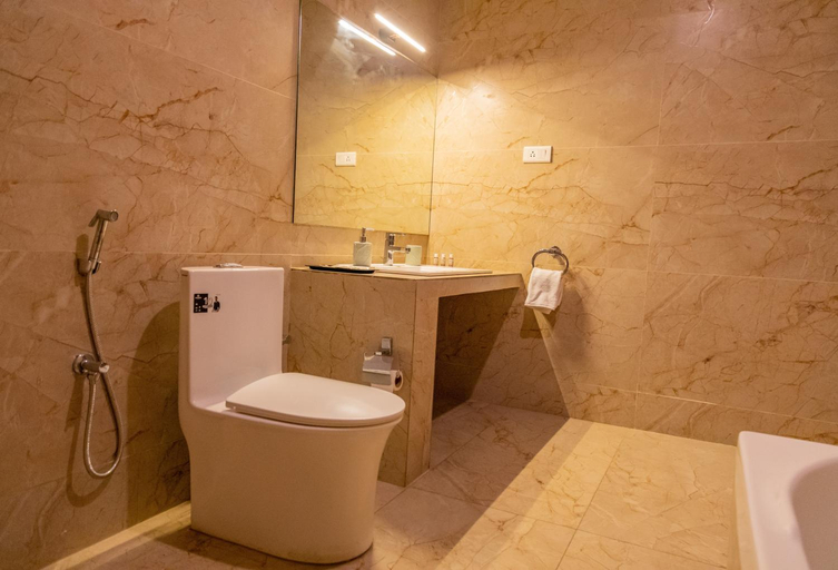 Bathroom 3, The Hotel Raja Palace, Tirunelveli