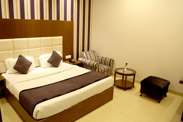 Bedroom 3, Hotel Shagun Chandigarh -Zirakpur, Sahibzada Ajit Singh Nagar