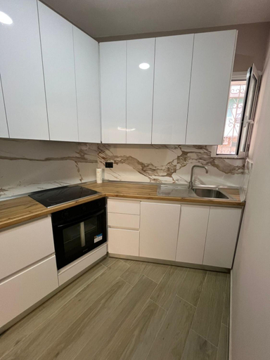 Others 5, Large Apartment, Vlorës