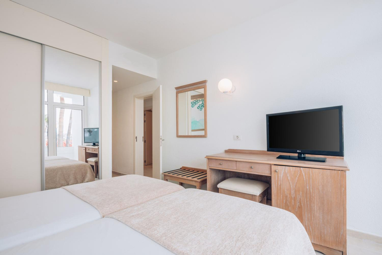Bedroom 3, Iberostar Waves Las Dalias -All Inclusive, Santa Cruz de Tenerife