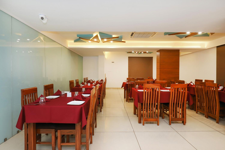 Food & Drinks 5, Hotel Avista, Vadodara
