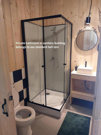 Bathroom 2, Glamping Essenhof, Veere