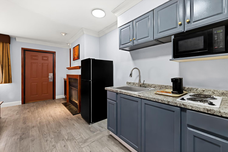 Others 5, Village Haven Inn & Extended Stay, Erie