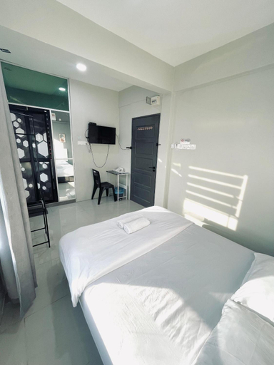 5, Hotel Casaria, Dungun