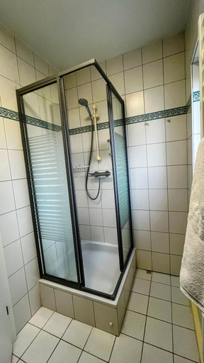 Bathroom 2, Comfortapartment LEONDING, Linz Land