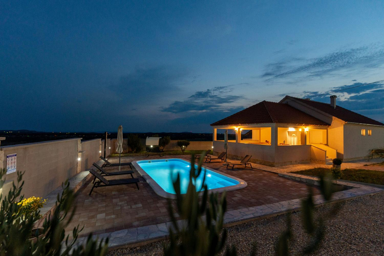 Sport & Beauty 2, Villa Zrilic ZadarVillas, Benkovac