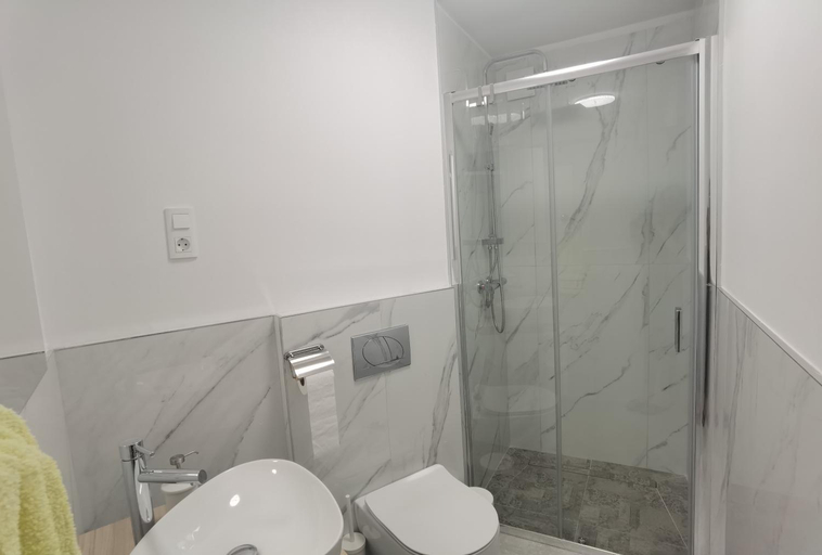 Bathroom 2, Apartments Danijela, Medulin