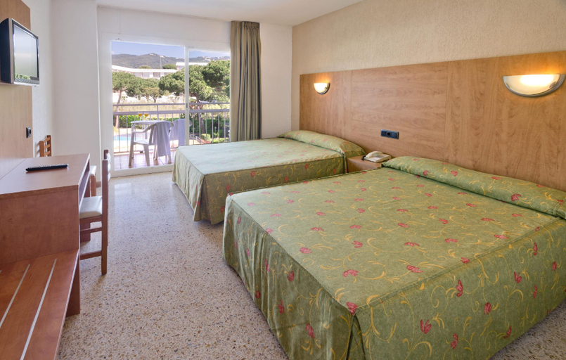 Bedroom 2, Hotel President, Barcelona