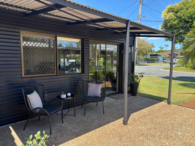 Others 3, Caba Beach Cabin, Tweed - Tweed Coast
