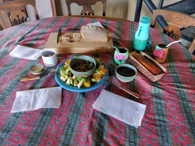 Food & Drinks