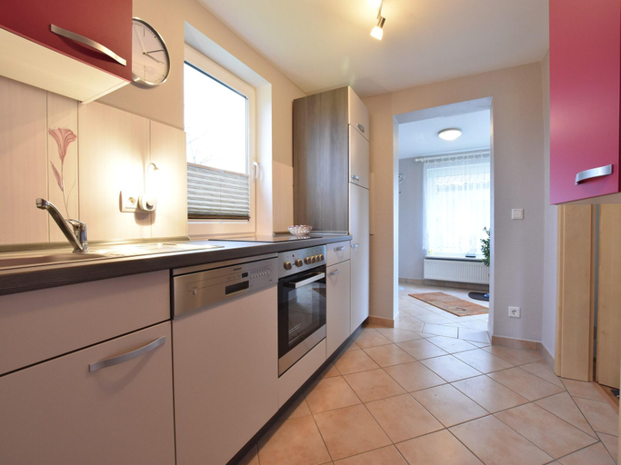 Others 5, Cozy Coastal Stay with Garden, Nordwestmecklenburg