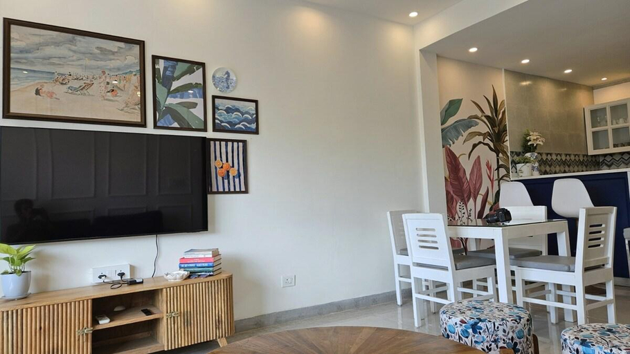 Others 5, Chic 3BHK w Pvt Pool & Fieldview: BluJam Villa, North Goa