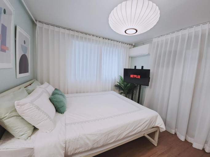 Bedroom 2, Sweet Memory#1 Hongdae Stn.5min /1BR Apt & Rooftop, Mapo