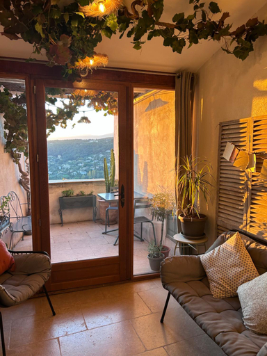Others 5, Maison Louisa, Alpes-Maritimes