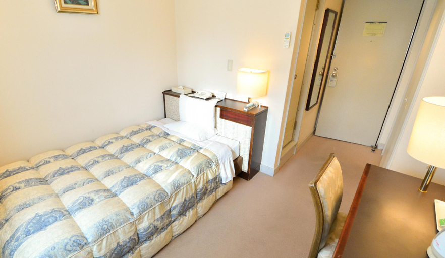 Bedroom 2, Sanda Summit Hotel, Sanda